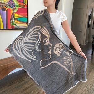 Kashmiri embroidered shawl/stole/wrap